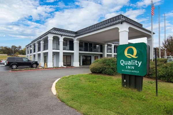 Quality Inn near Casinos and Convention Center Main image